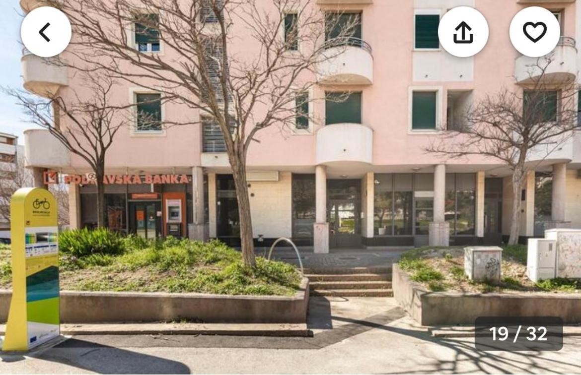 Capital Rooms Split Exterior foto